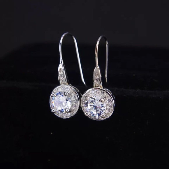 Jewelry - Platinum 1 Carat Round CZ Gold Plated Earrings